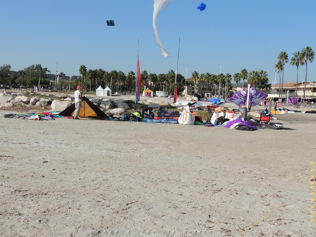 2024 11 02 EN FLANANT SUR SANARY (112).jpg